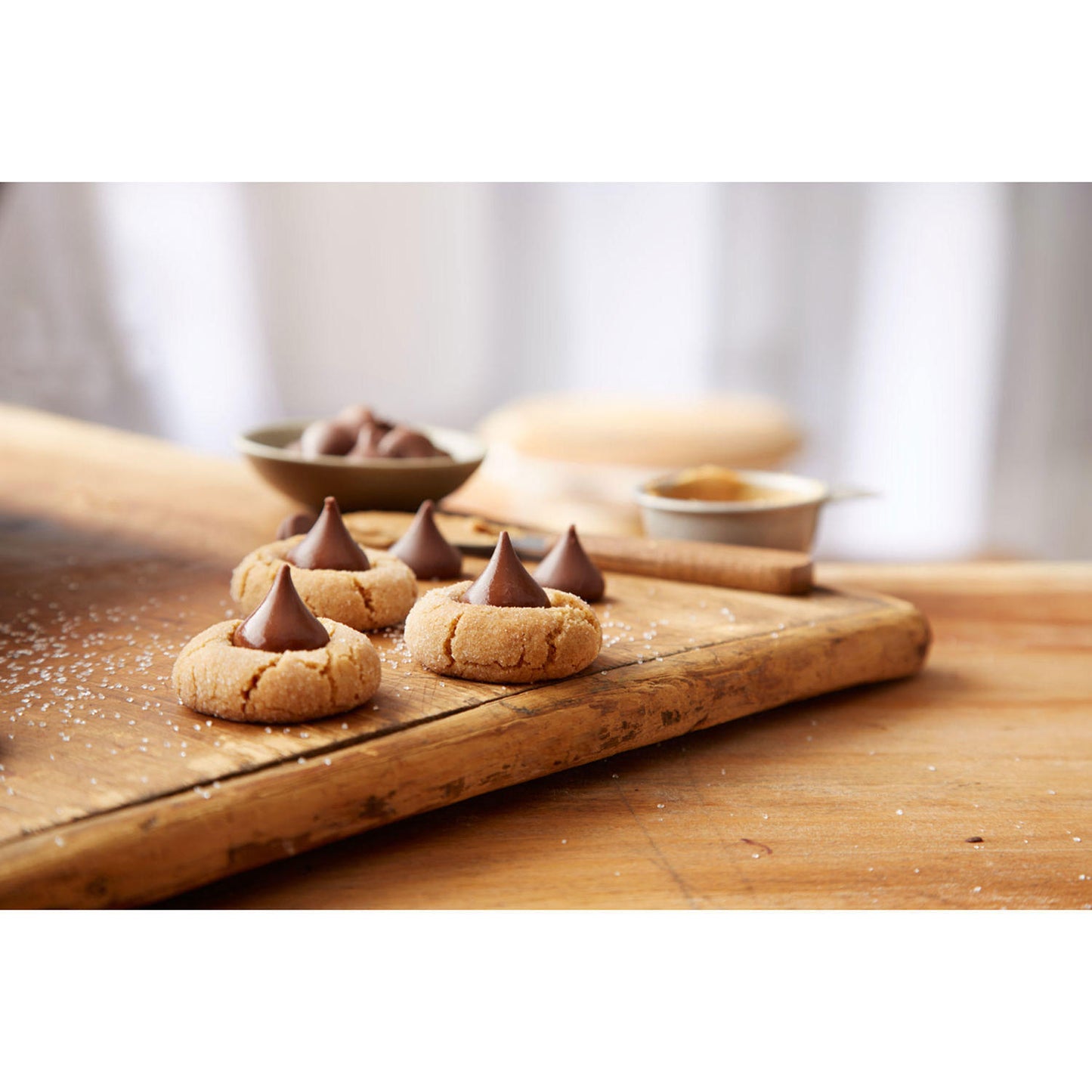 HERSHEY'S KISSES Milk Chocolate Candy, 330 pcs.