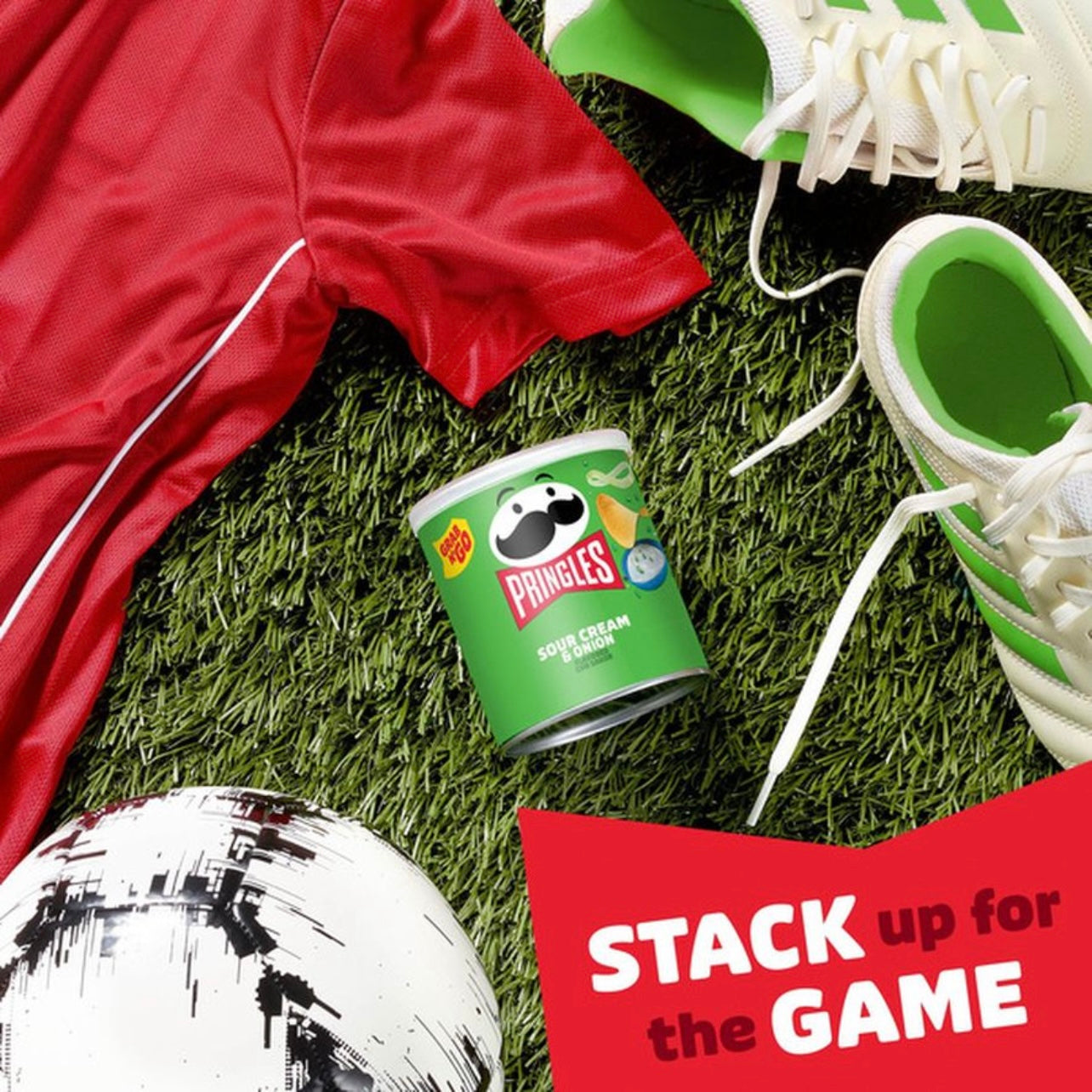 Pringles Potato Crisps Chips, Lunch Snacks, Office and Kids Snacks, Sour Cream and Onion